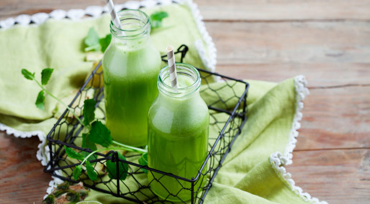Healthy Green Juice with Turmeric