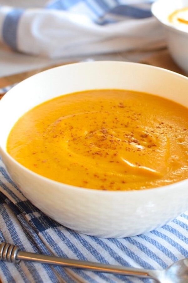 Creamy Carrot and Ginger Soup | Anti-Candida - Natural Tasty Chef