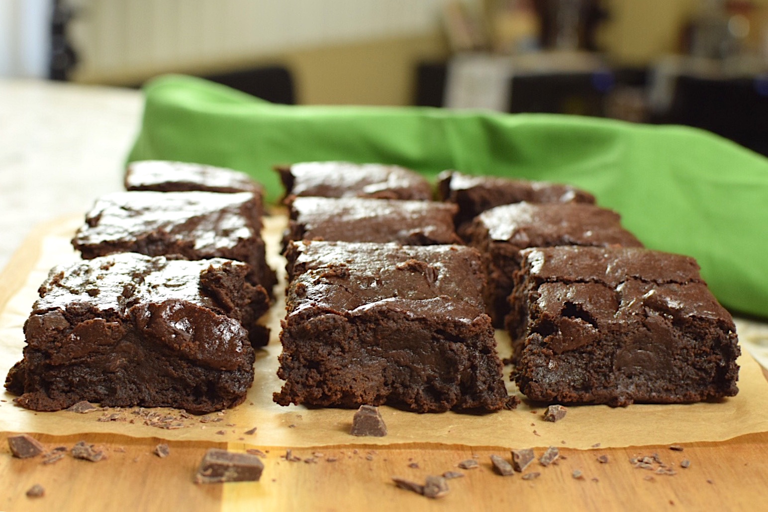 gluten free fudgy brownies - refined sugar free