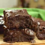 gluten free fudgy brownies - refined sugar free