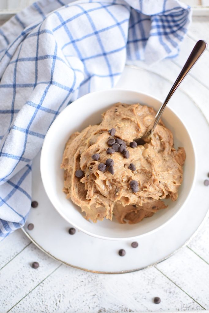 chocolate chip cookie dough hummus