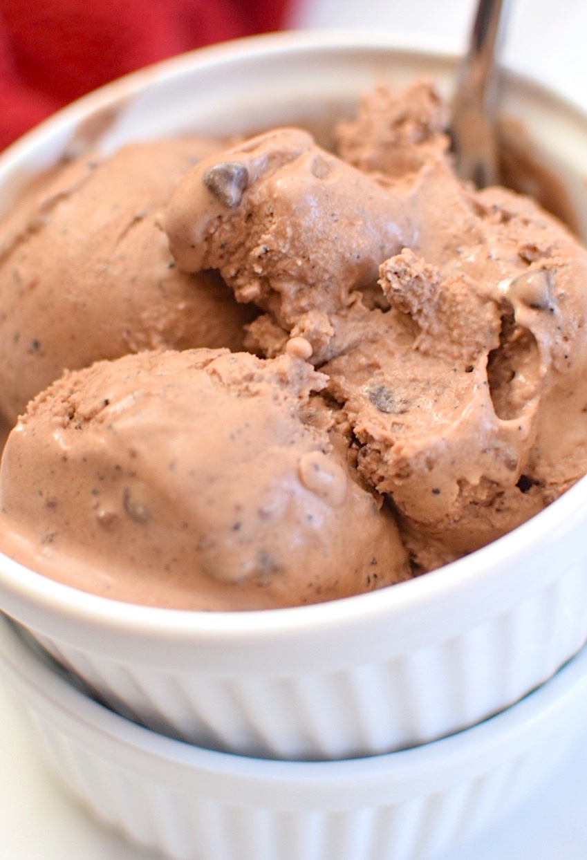 Vegan espresso chip ice cream