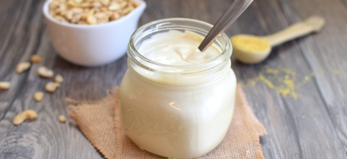 Easy Vegan Sour Cream
