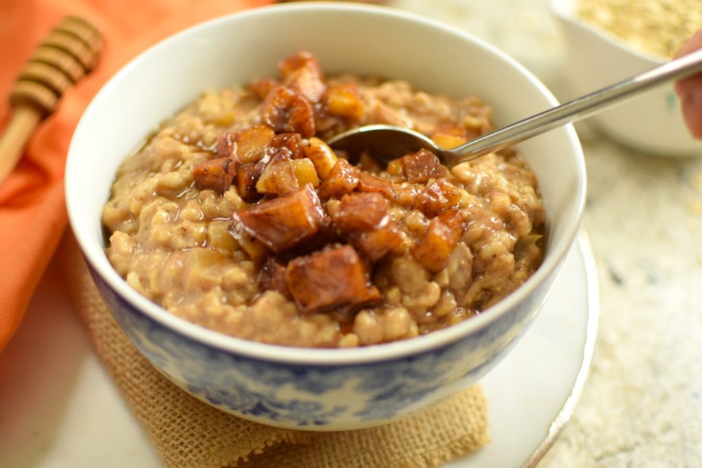 caramelized apple rolled oats