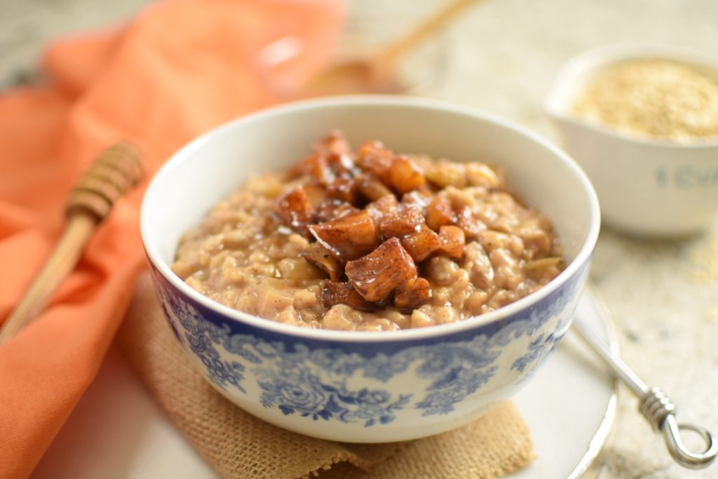 caramelized apple rolled oats