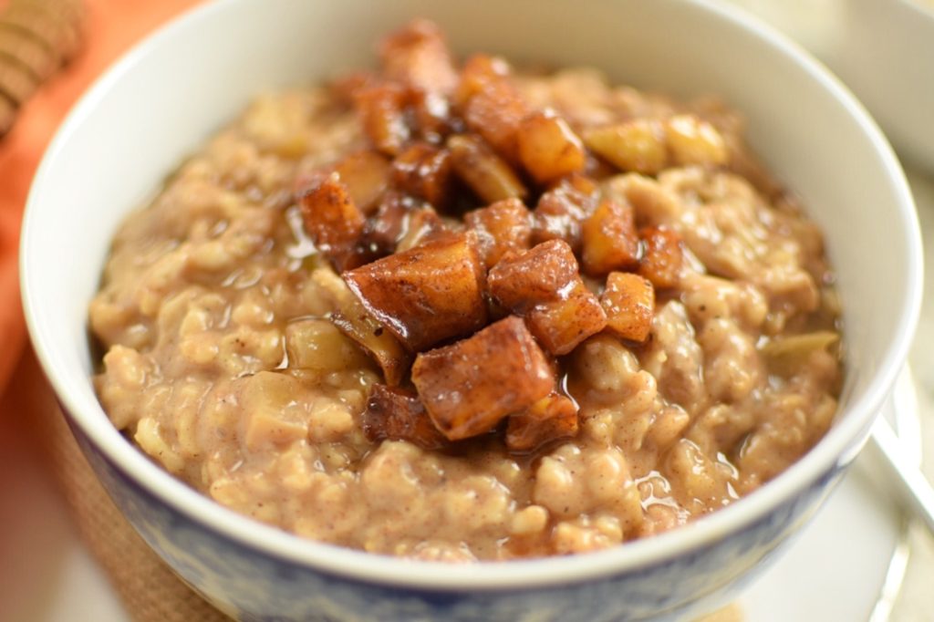 caramelized apple rolled oats